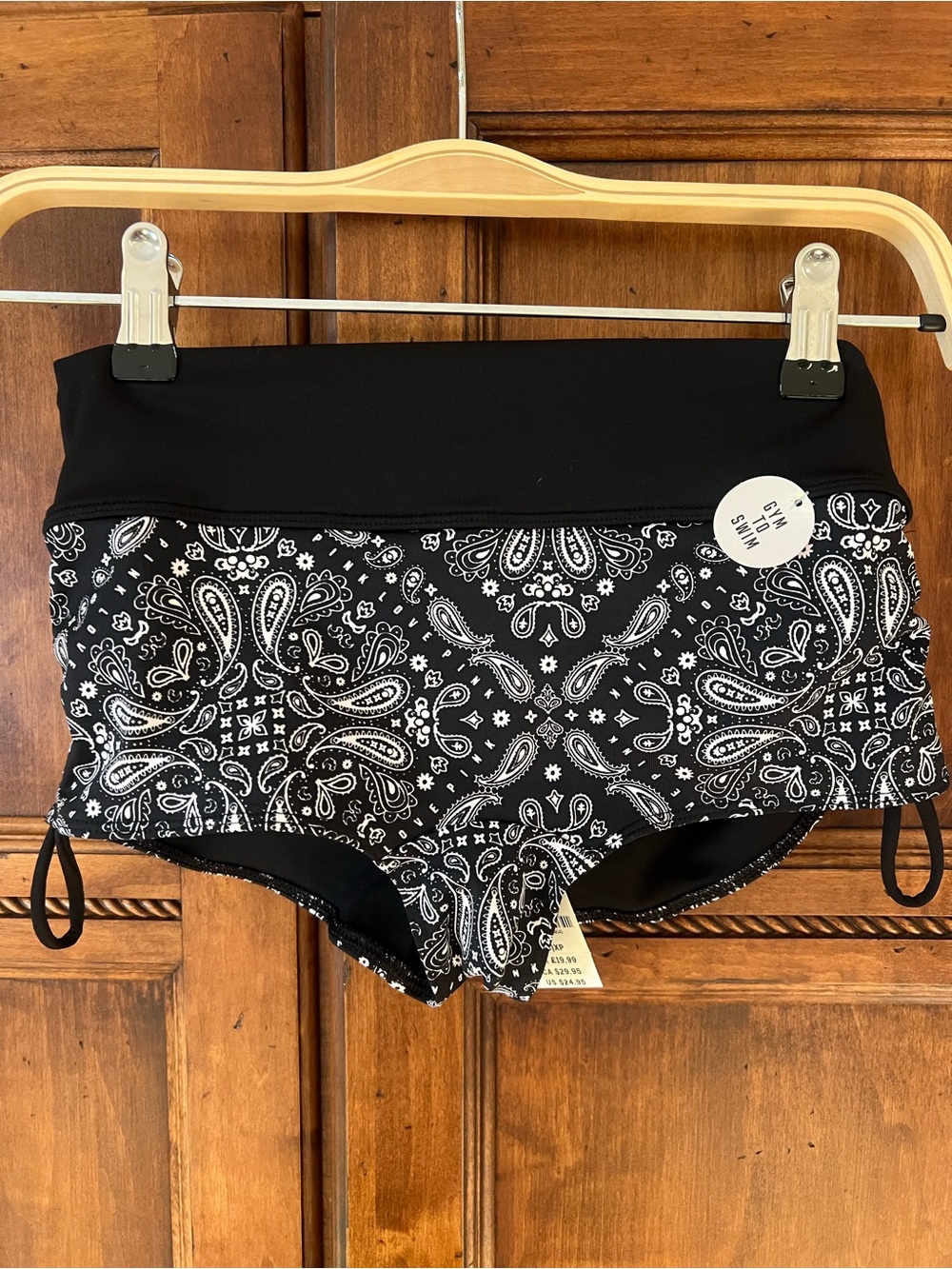 NWT Victoria's Secret Gym to Swim Shortie | black & white paisley | Size XS